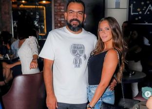 بعد الاحتفال بزفافهما.. لقطات جمعت خالد عليش وزوجته