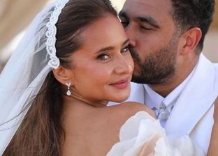 حفل زفاف الفنانة نيللي كريم في الساحل الشمالي على لاعب الاسكواش هشام عاشور