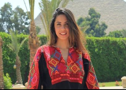  يسرا حسين