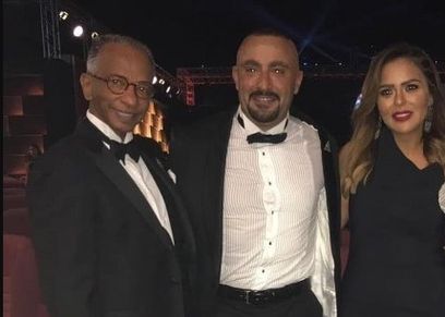 محمد الصغير وابنته والسقا