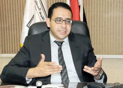 عمرو حسن