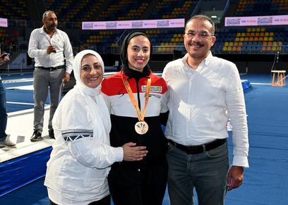 يارا الشرقاوي ووالديها