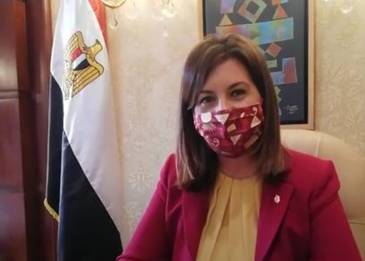 وزيرة الهجرة نبيلة مكرم 