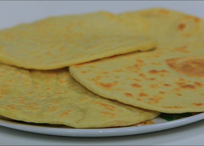 اخبزي خبز الذره بنفسك 