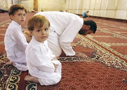حكم الإجبار على الصلاة