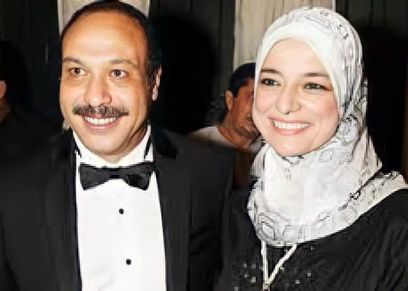 الفنان الراحل خالد صالح وزوجته الراحلة