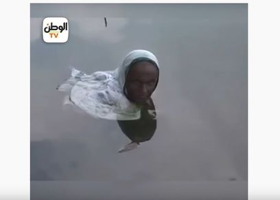 سيدة هندية تعيش تحت الماء لمدة 20 عاما