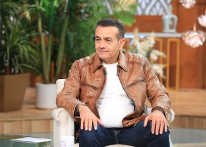 الإذاعي أسامة منير مقدم برنامج «أنا والنجوم وهواك»