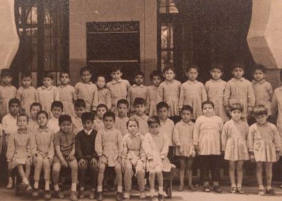 24 صديق من 57 سنة