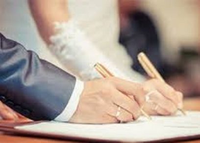الارتباط في مراحل عمرية متقدمة يحد من نسبة الطلاق