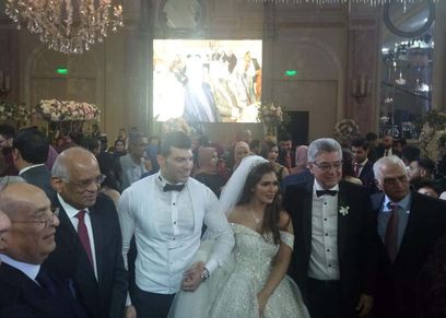 بالصور| محمد حماقي وبوسي يشعلان حفل زفاف رشا الكيال وخالد هاني اباظة بحضور رئيس مجلس النواب