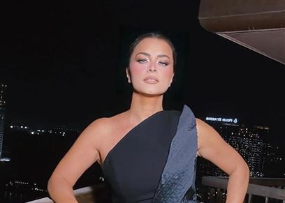 الفنانة نور