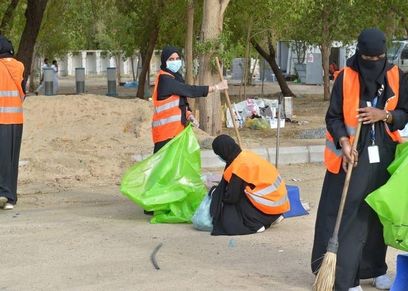 المشاركات في تنظيف مشعل عرفات