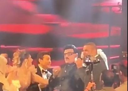 عمرو دياب