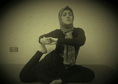 «الشيماء» مدربة اليوجا