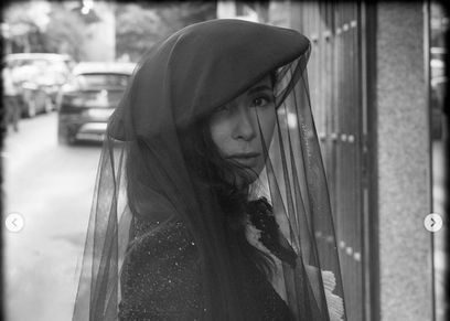 الفنانة منى زكي