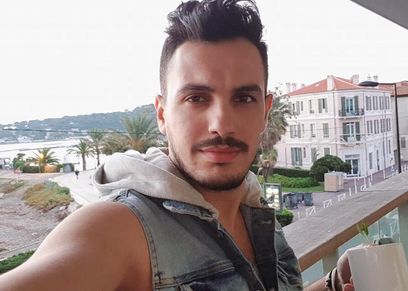 الموزع أحمد إبراهيم