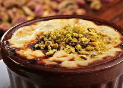 أم على بالتمر