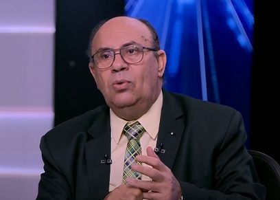 الدكتور مبروك عطية