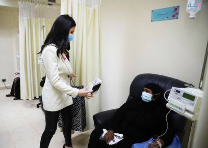 ملكة جمال مصر تدعم محاربات سرطان الثدي