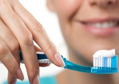 حكم استعمال معجون الاسنان اثناء الصيام