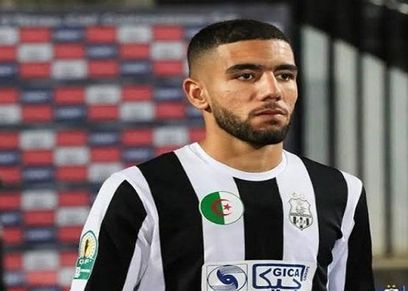 اللاعب الجزائري أحمد القندوسي