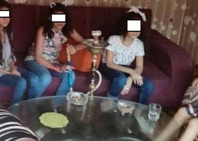 شرب الشيشة للفتيات