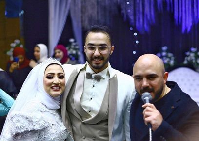 عقب مرور شهر العسيلي يفي بوعده لمعجبة ويحي فرحها.. والعروس لـ