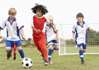 ألعاب الكرة يمكن أن تعزز صحة العظام بين طلاب المدارس