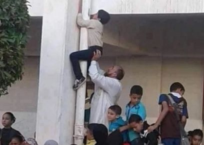 استشاري يعلق على لقطات الأباء لحجز المقاعد بالفصول
