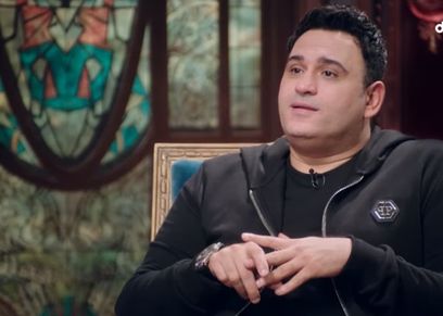 أكرم حسني