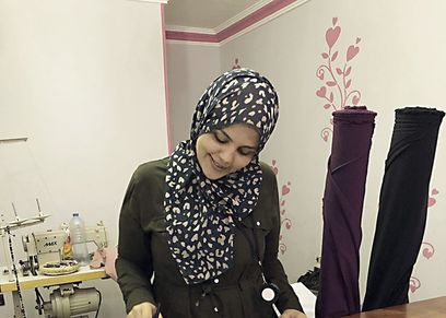 «أمنية» داخل مصنعها