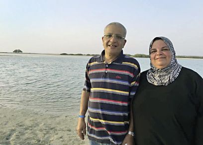 الحياة تبدأ بعد الستين.. زوجان يبدأن الاستمتاع بحياتهما الزوجيه بعد المعاش