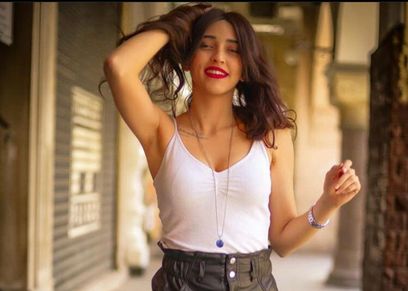 المتهمة منار سامي
