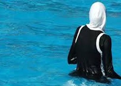 سيدة روت ما تعرضت له على يد زوجة لاعب