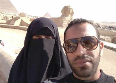 محمد ونسرين زوجته