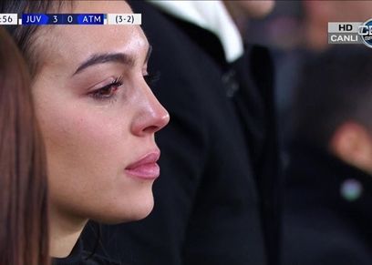 بكاء زوجة رونالدو