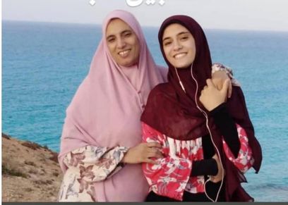 منيرة مصطفى الأم المثالية