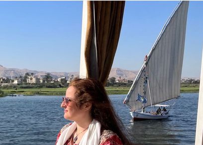 حفيدة الملك فاروق
