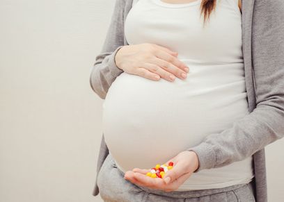 حمض الفوليك قبل الحمل:  متى يجب الحصول عليه؟