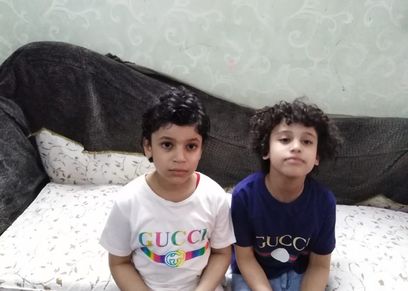 أحمد وشقيقه مالك