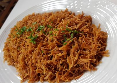 شعرية محمرة بالكبدة