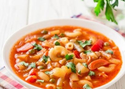 شوربة مكرونة بالخضار