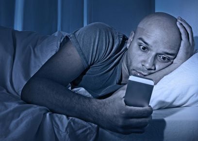 علاقة الأرق بأمراض الكبد