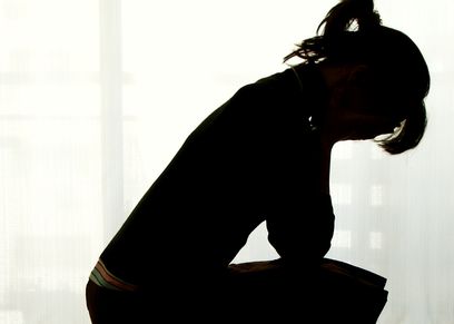 سمية تطلب «الخلع» من رجل أعمال: «عايزني أنفخ.. وأبقى له هيفاء وهبي»