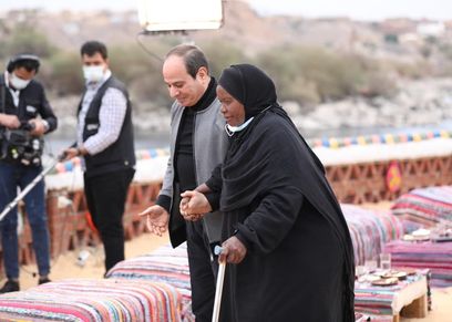 الرئيس عبد الفتاح السيسي والحاجة كوثر