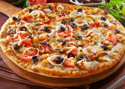 بيتزا الطاسة بالتونة