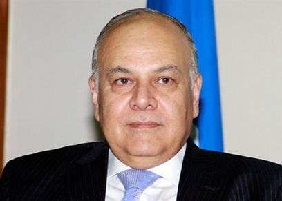 الدكتور عمرو سلامة