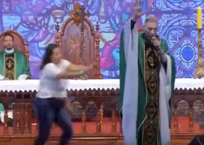 القس