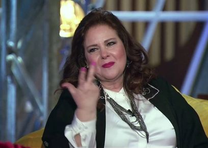 دلال عبدالعزيز